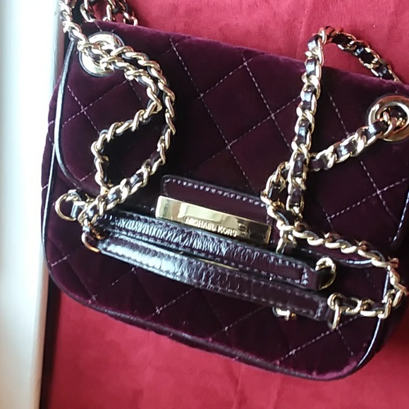 Michael Kors Special Edition New Wine Velvet Shoulder Bag/ Crossbody - Picture 15 of 15